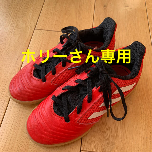 adidas(アディダス)のアディダス　ジュニアサッカーシューズ 19cm スポーツ/アウトドアのサッカー/フットサル(シューズ)の商品写真