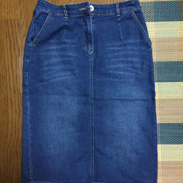 MERCURYDUO(マーキュリーデュオ)のタイトスカート 気まぐれ値下げ レディースのスカート(ひざ丈スカート)の商品写真