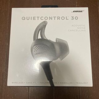 ボーズ(BOSE)のBose  bose quietcomfort30 新品　値下げ(ヘッドフォン/イヤフォン)