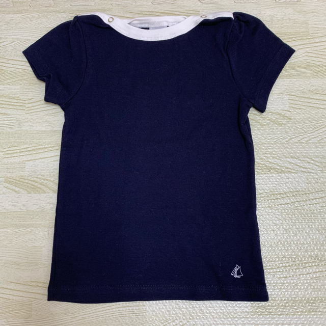 MONCLER(モンクレール)の専用 キッズ/ベビー/マタニティのキッズ服女の子用(90cm~)(コート)の商品写真