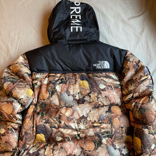 入園入学祝い Supreme - M 極美品 Supreme / North Face Nuptse Leaves