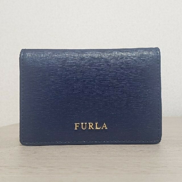 【美品】FURLA　名刺入れ