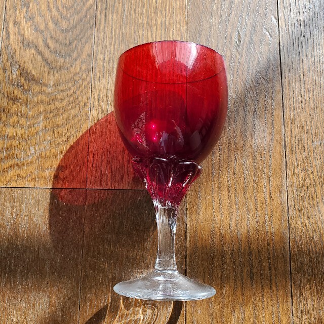 お値下げしました♪　箱根ガラスの森　赤のクリスタルグラス エンタメ/ホビーの美術品/アンティーク(ガラス)の商品写真