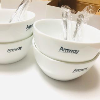 アムウェイ(Amway)の新品未使用★ボール、スプーンセット x 4(食器)