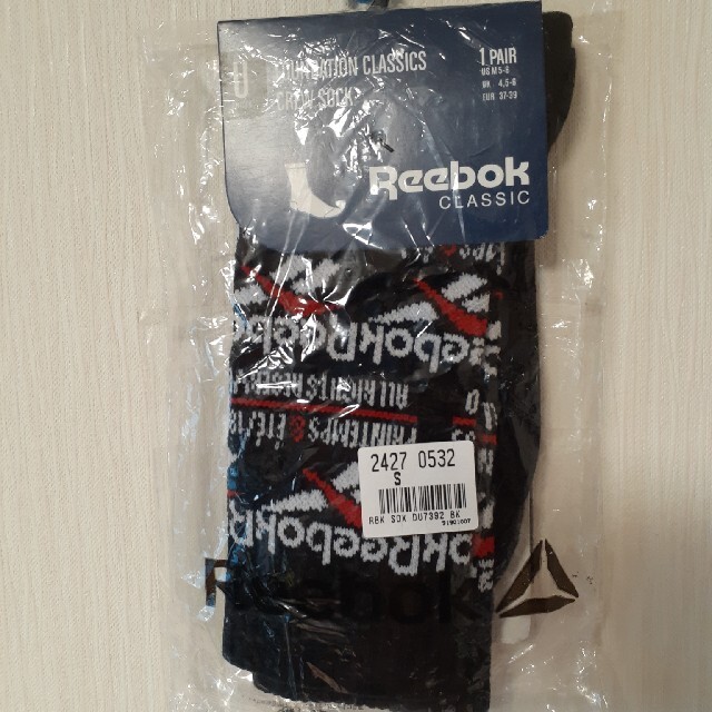 Reebok(リーボック)のReebok　FOUNDATION CLASSICS CREW SOCK レディースのレッグウェア(ソックス)の商品写真