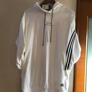 アディダス(adidas)のadidasチュニックパーカー(チュニック)