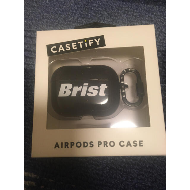 F.C.R.B.(エフシーアールビー)のFCRB AIRPODS PROケース F.C.Real Bristol スマホ/家電/カメラのスマホアクセサリー(その他)の商品写真