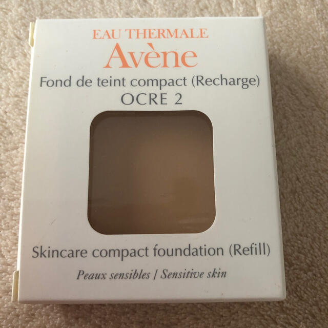 Avene(アベンヌ)のアベンヌ スキンケアコンパクト ファンデーション コスメ/美容のベースメイク/化粧品(ファンデーション)の商品写真