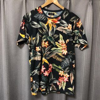 ザラ(ZARA)のZARA Tシャツ(Tシャツ/カットソー(半袖/袖なし))