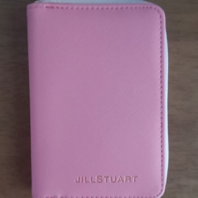 JILLSTUART(ジルスチュアート)のジルスチュアート マルチカードケース レディースのファッション小物(パスケース/IDカードホルダー)の商品写真