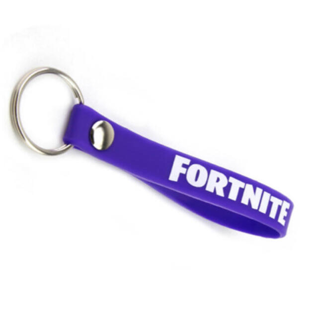 Fortnite キーホルダー  パープル　紫 メンズのアクセサリー(その他)の商品写真