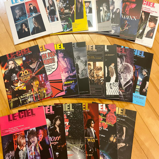 L'Arc～en～Ciel(ラルクアンシエル)のL'Arc〜en〜Ciel会報vol.64〜77、vol.96〜104（23冊） エンタメ/ホビーのタレントグッズ(ミュージシャン)の商品写真