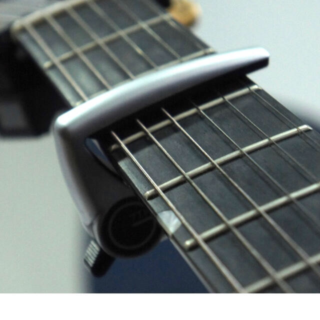 G7th ギター カポタスト 楽器のギター(アコースティックギター)の商品写真