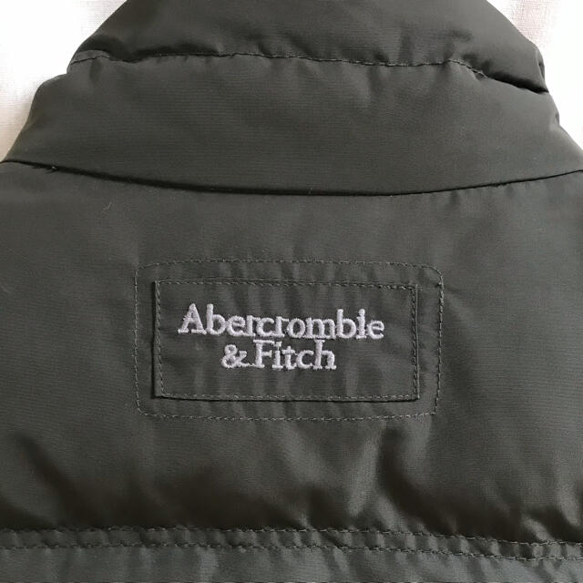 Abercrombie&Fitch(アバクロンビーアンドフィッチ)のダウンベスト　アバクロ　美品 メンズのジャケット/アウター(ダウンベスト)の商品写真