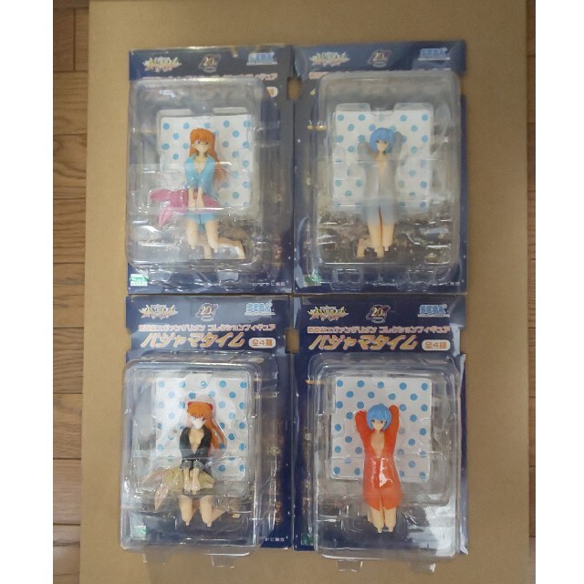 専用品 新世紀エヴァンゲリオン コレクションフィギュア パジャマタイム 全4種 エンタメ/ホビーのフィギュア(アニメ/ゲーム)の商品写真