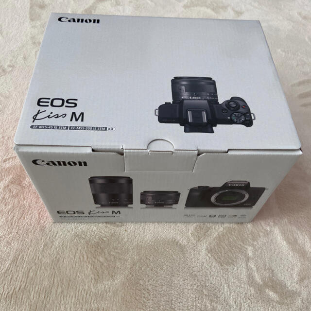 Canon -  ミラーレスカメラ EOS Kiss M ダブルズームキット　ブラック