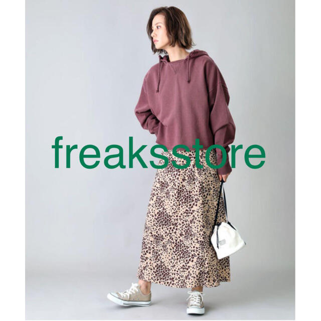 FREAK'S STORE(フリークスストア)のFREAK'S STORE ショート丈パーカー レディースのトップス(パーカー)の商品写真