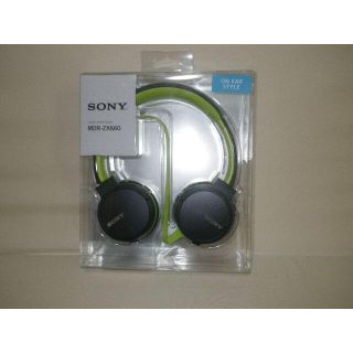 ソニー(SONY)のSONYヘッドホン　MDR-ZX660 未開封、未使用品（自宅保管になります）(ヘッドフォン/イヤフォン)