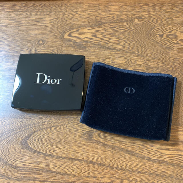 Dior(ディオール)のディオール　アイシャドウ コスメ/美容のベースメイク/化粧品(アイシャドウ)の商品写真