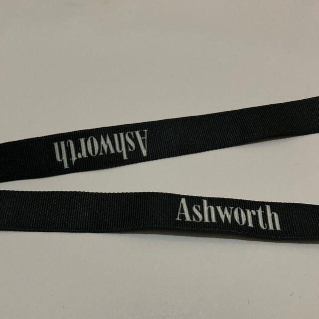 Ashworth(アシュワース)のASHWORTH GOLF ネックストラップ　アシュワース　ゴルフ　スマホ　財布 スマホ/家電/カメラのスマホアクセサリー(ネックストラップ)の商品写真