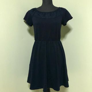 レストローズ(L'EST ROSE)の【極美品】L'EST ROSE レストローズ ワンピース チュニック 2／M 紺(ひざ丈ワンピース)