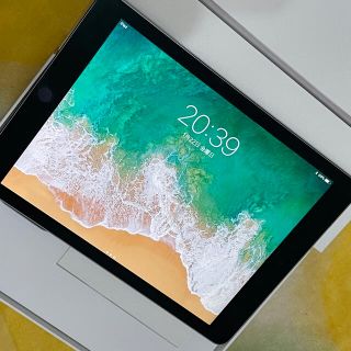 アップル(Apple)のiPad Pro 9.7インチ 32GB(タブレット)