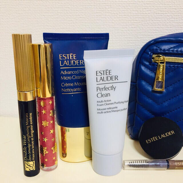 Estee Lauder(エスティローダー)の【週末値下げ】エスティーローダー  コフレ セット コスメ/美容のキット/セット(コフレ/メイクアップセット)の商品写真