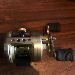 シマノ(SHIMANO)のシマノ カルカッタ50xt(リール)