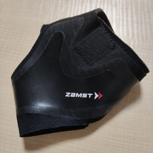 ZAMST(ザムスト)のザムスト 足首サポーター （右M） スポーツ/アウトドアのトレーニング/エクササイズ(トレーニング用品)の商品写真