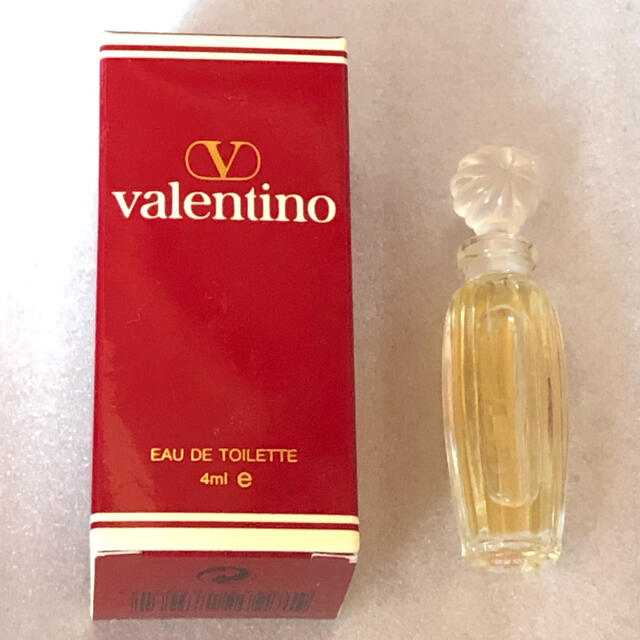 VALENTINO(ヴァレンティノ)のヴァレンティノ　オー　ド　トワレ  コスメ/美容の香水(香水(女性用))の商品写真