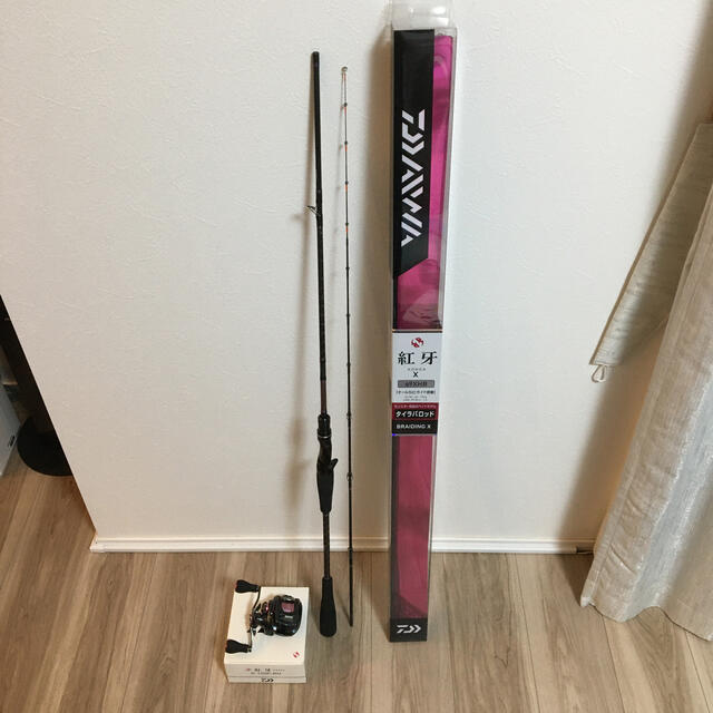 DAIWA(ダイワ)の中古美品　紅牙IC 100P-RM  紅牙X69XHB セット スポーツ/アウトドアのフィッシング(リール)の商品写真