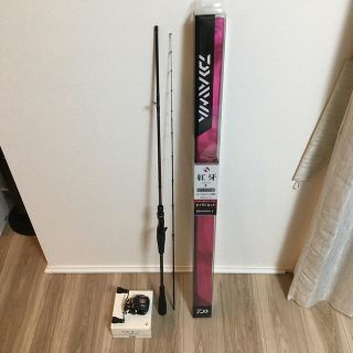 ダイワ(DAIWA)の中古美品　紅牙IC 100P-RM  紅牙X69XHB セット(リール)