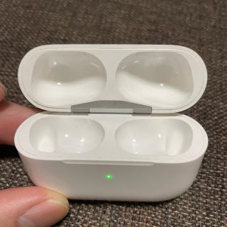 アップル(Apple)のAirPodsPro ケースのみ (ヘッドフォン/イヤフォン)