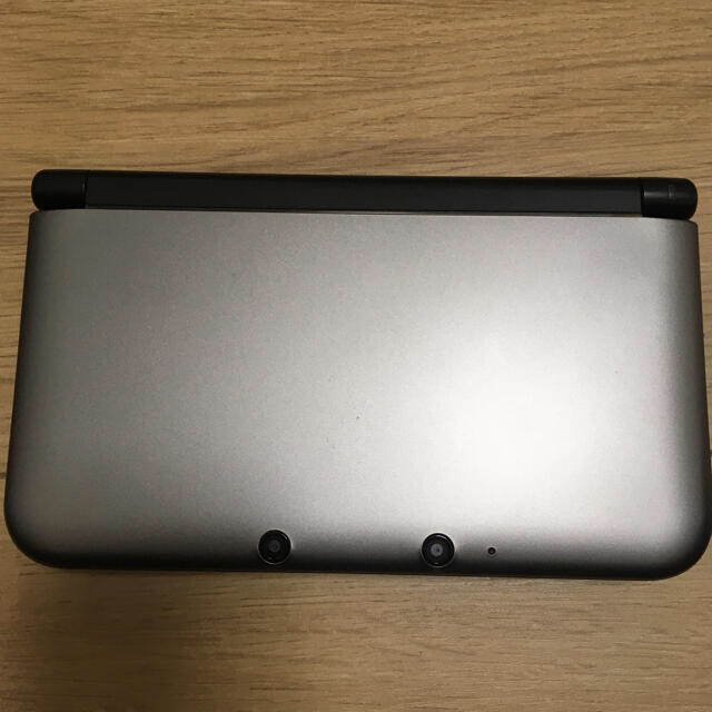 ニンテンドー3DS(ニンテンドー3DS)のNintendo 3ds  LL シルバー　ドラクエ11 エンタメ/ホビーのゲームソフト/ゲーム機本体(携帯用ゲーム機本体)の商品写真