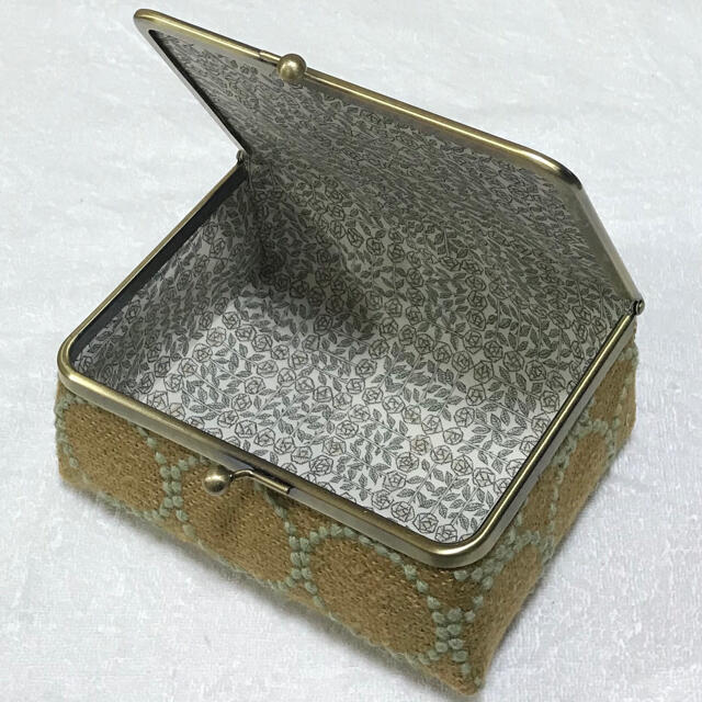 ミナペルホネン ハンドメイド がま口BOXポーチ ミナペルホネン ハンドメイド がま口BOXポーチ