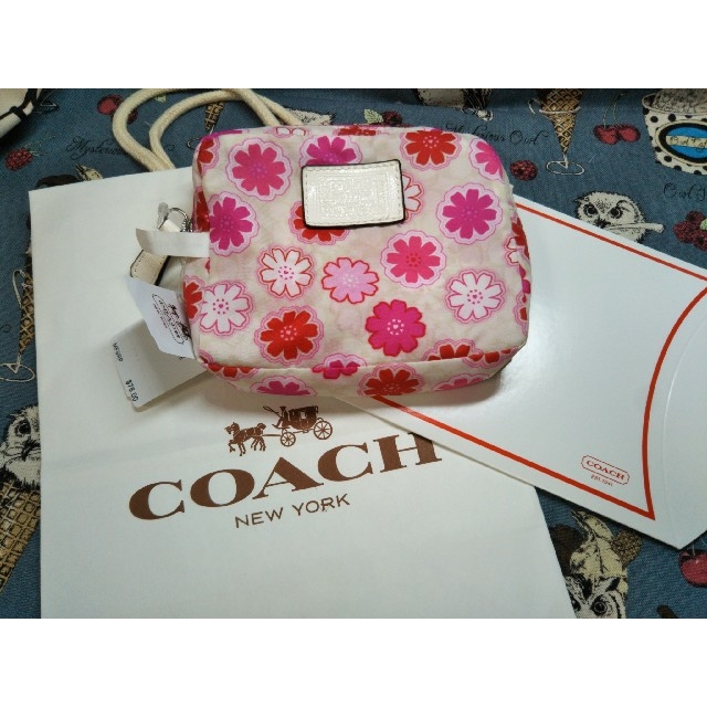 COACH(コーチ)の⑪コーチ　COACH　正規品　タグ付　新品未使用　エコバック　花柄　紙袋箱付き レディースのバッグ(ショルダーバッグ)の商品写真