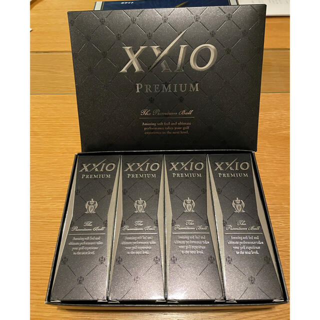 XXIO PREMIUM ゼクシオプレミアム　ゴルフボール