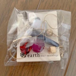 アースミュージックアンドエコロジー(earth music & ecology)の新品 アース ロングネックレス(ネックレス)