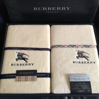 バーバリー(BURBERRY)のバーバリーコットンボアシーツ  2枚(シーツ/カバー)