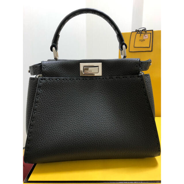 （ほぼ新品）FENDI ピーカブーミニ　セレリア　ツイリー（新品）付き