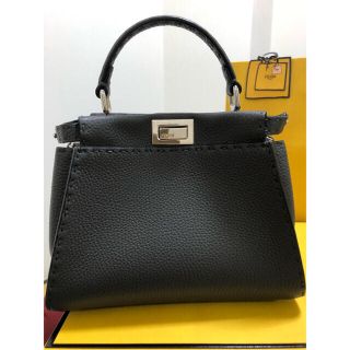 フェンディ(FENDI)の（ほぼ新品）FENDI ピーカブーミニ　セレリア　ツイリー（新品）付き(ハンドバッグ)