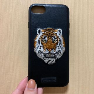 デザインスキン トラ スマホケース iPhone 7.8.se2(iPhoneケース)