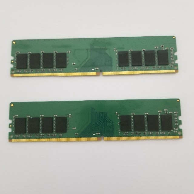 DDR4 2666 デスクトップメモリ 8gb×2　値下げ スマホ/家電/カメラのPC/タブレット(PCパーツ)の商品写真