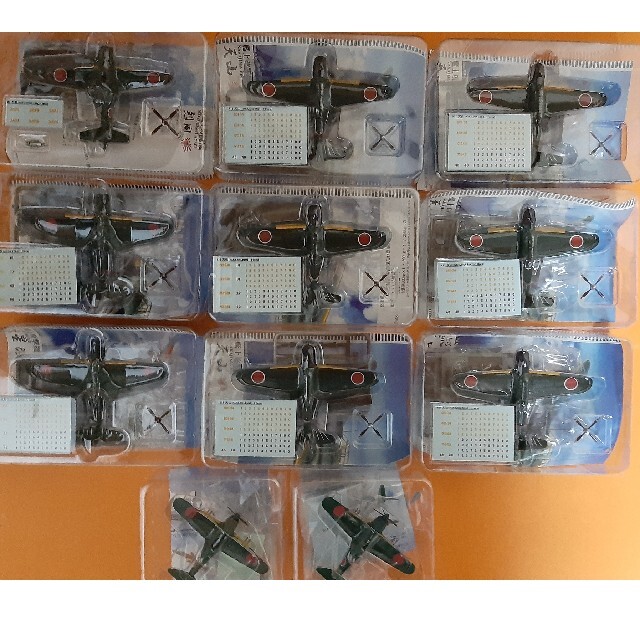 sumidagawa様専用　1/144　戦闘機・爆撃機　11機 エンタメ/ホビーのおもちゃ/ぬいぐるみ(プラモデル)の商品写真