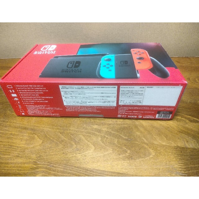 Nintendo Switch(ニンテンドースイッチ)の【新品未使用】Switch本体　ネオン エンタメ/ホビーのゲームソフト/ゲーム機本体(家庭用ゲーム機本体)の商品写真