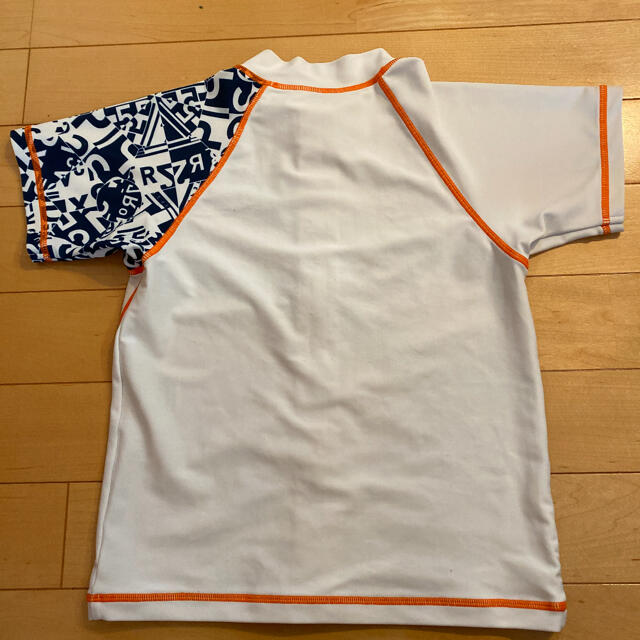 Reebok(リーボック)のラッシュガード　水着　キッズ　130 リーボック キッズ/ベビー/マタニティのキッズ服男の子用(90cm~)(水着)の商品写真