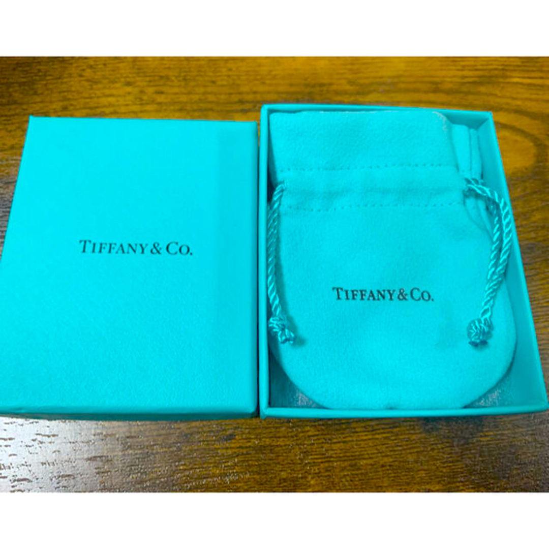 Tiffany & Co.(ティファニー)のティファニー　インフィニティピアス レディースのアクセサリー(ピアス)の商品写真