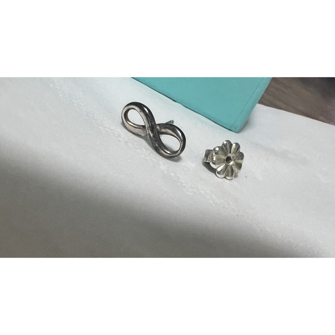 Tiffany & Co.(ティファニー)のティファニー　インフィニティピアス レディースのアクセサリー(ピアス)の商品写真