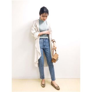 Stola. 新品未使用 新作 stola. 裾ベンツスキニーデニムの通販 by
