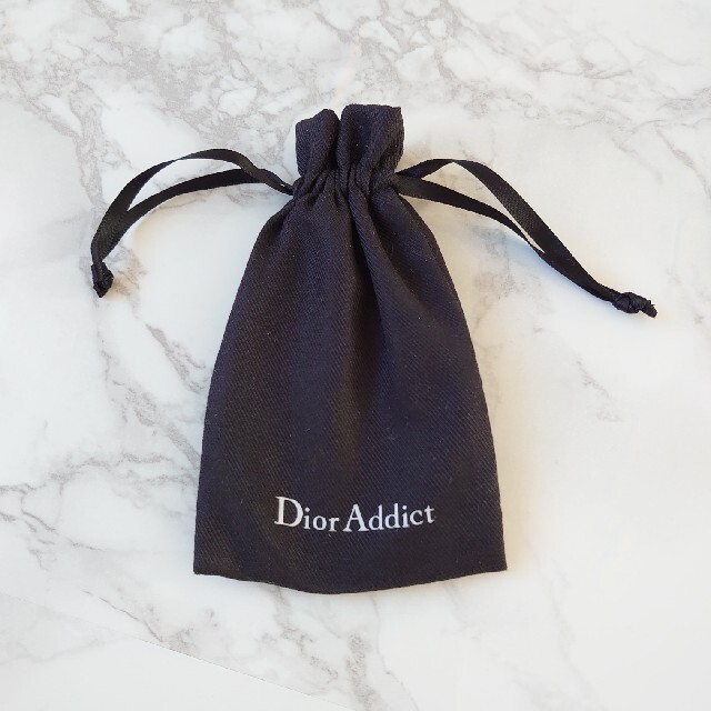 Dior(ディオール)の【Dior ディオール】＊新品未使用＊ロゴ入り ミラー(巾着付き)  限定品 レディースのファッション小物(ミラー)の商品写真